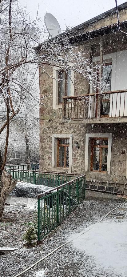 Alex B&B Kapan Zewnętrze zdjęcie